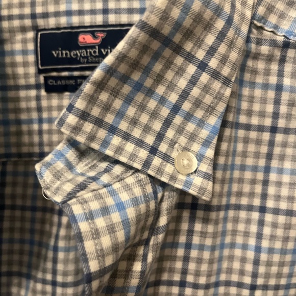 Vineyard Vines Men's Green and Blue Plaid Shirt - Picture 2 of 5